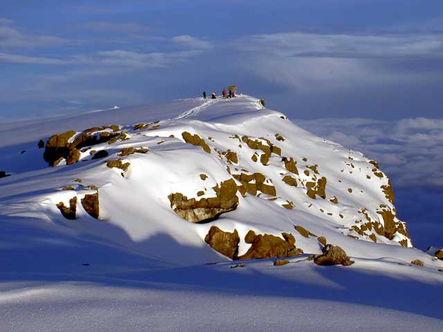 trekking kilimanjaro